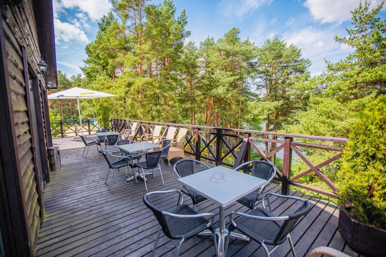 Zuvedra Hotel Ignalina Bagian luar foto